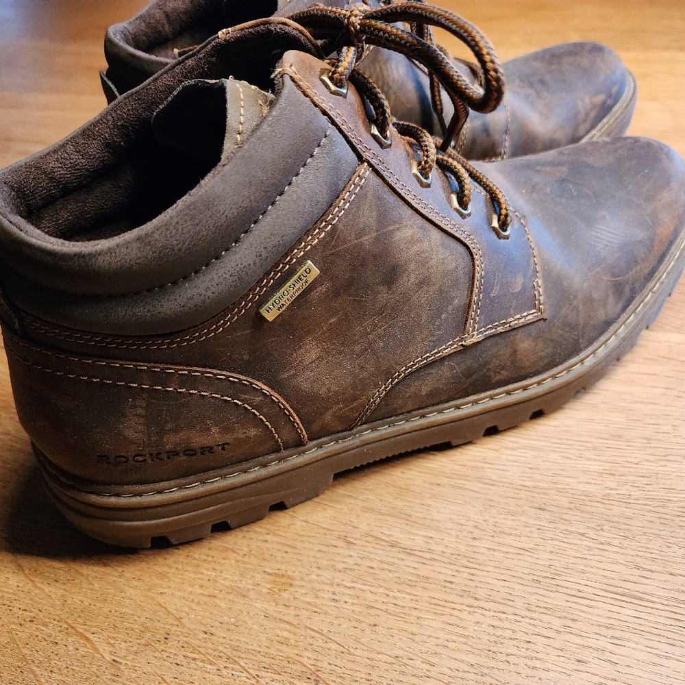 Rockport mens boots. Size 13. New without tags.